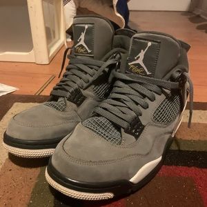 Jordan 4 “Cool Grey”